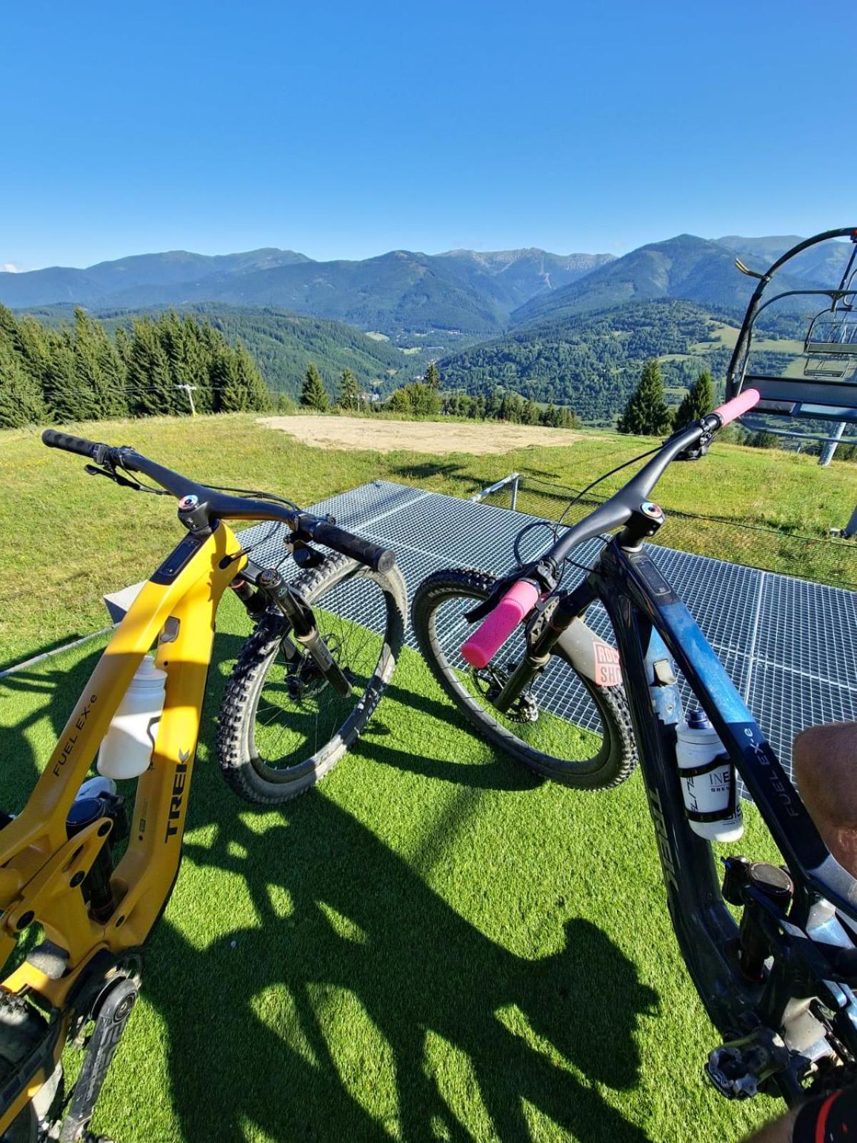Bystra 94 Profibikers Hotel ภายนอก รูปภาพ